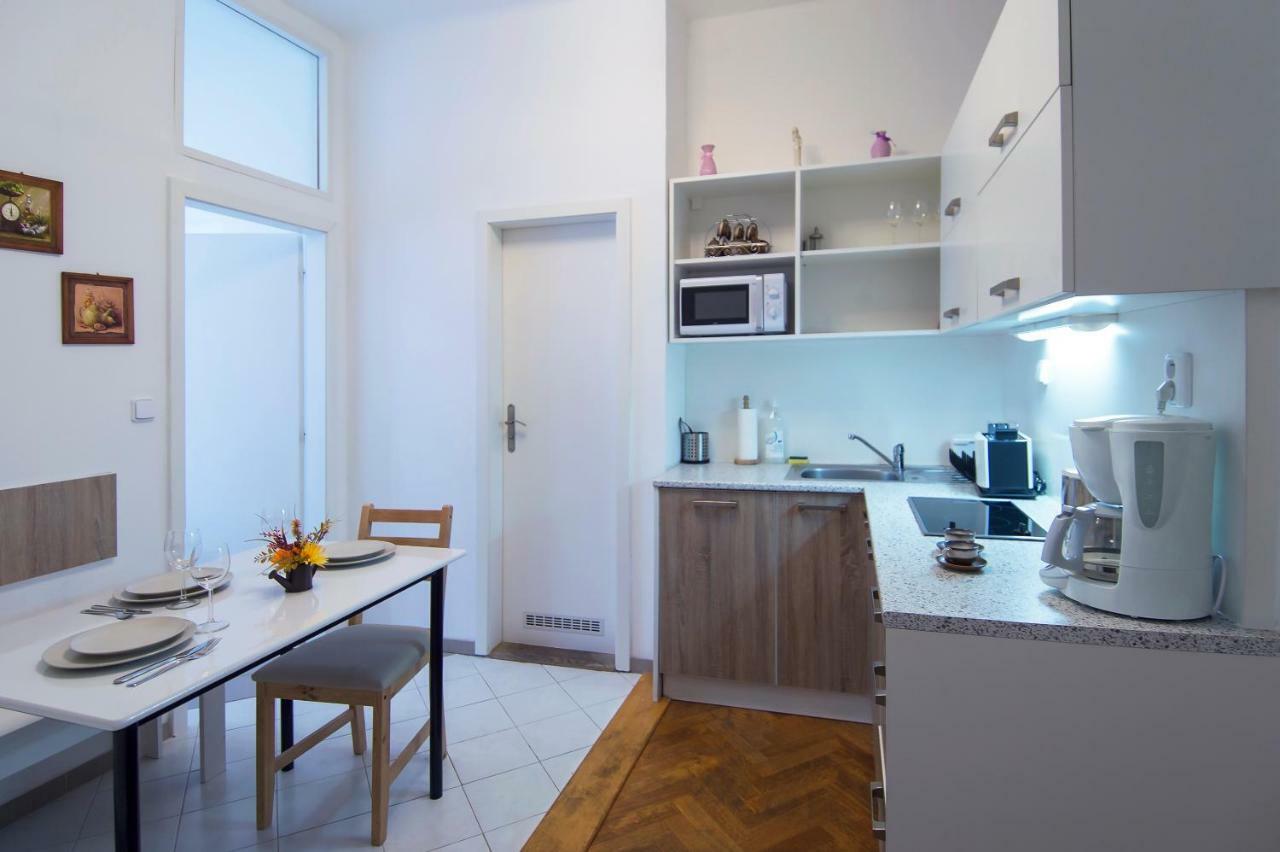 Modern Apartment Navratilova II Prague Extérieur photo